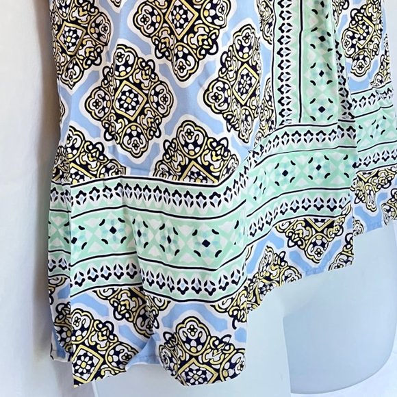 Crown & Ivy PS Sleeveless pale green and blue rayon shifty top - Picture 3 of 8